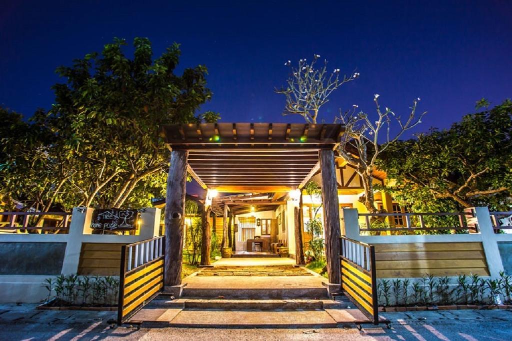 Tree Home Plus Nakhon Si Thammarat Dış mekan fotoğraf
